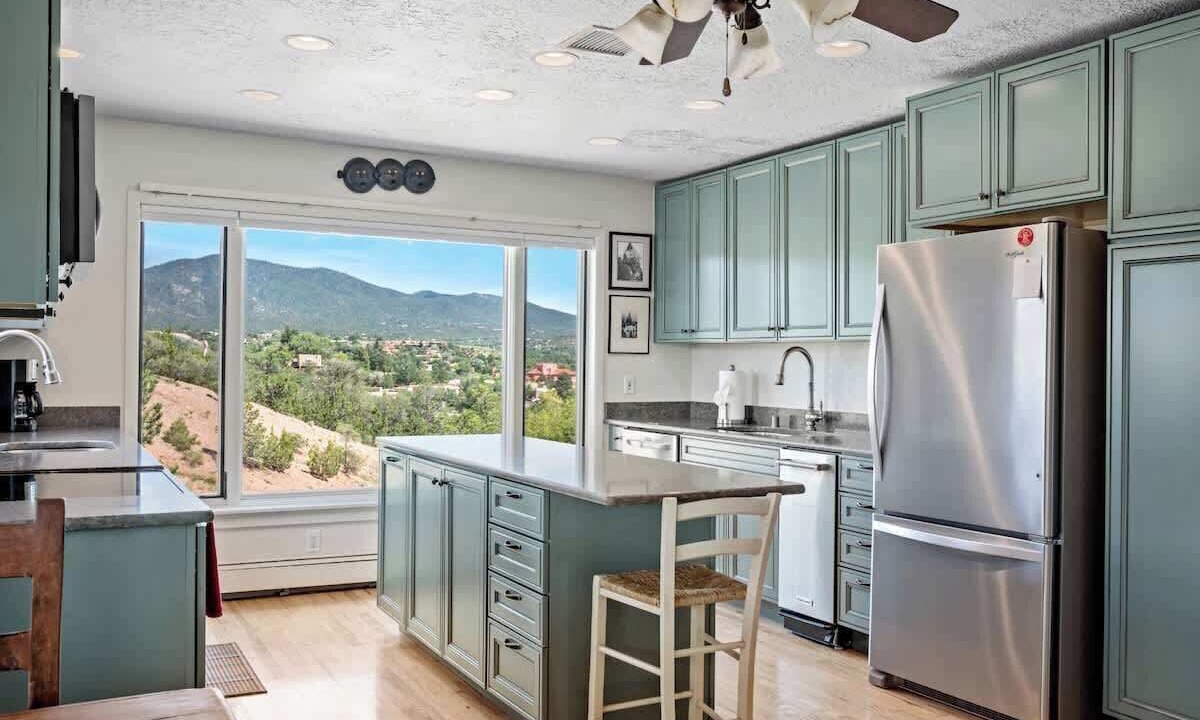 Photo of Kitchen in Northeast Santa Fe