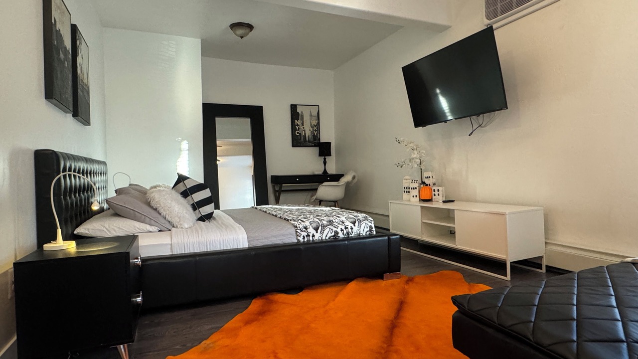 Photo of Bedroom in City Park West