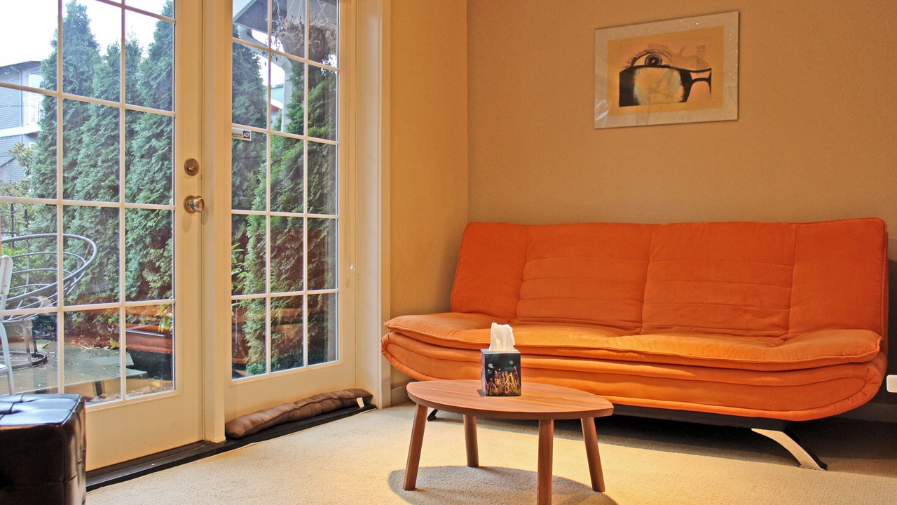 Photo of Bedroom in Broadway