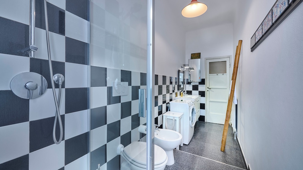 Photo of Bathroom in Central Station