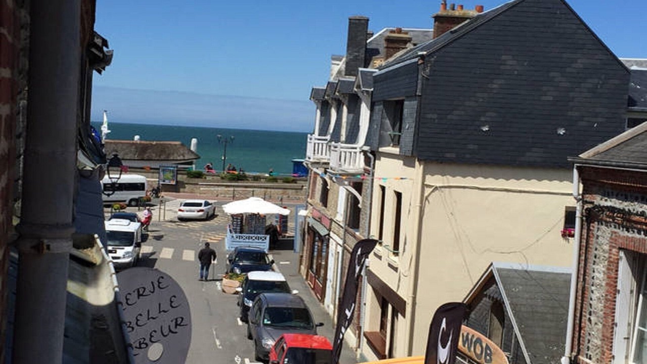 Photo of Others in Etretat