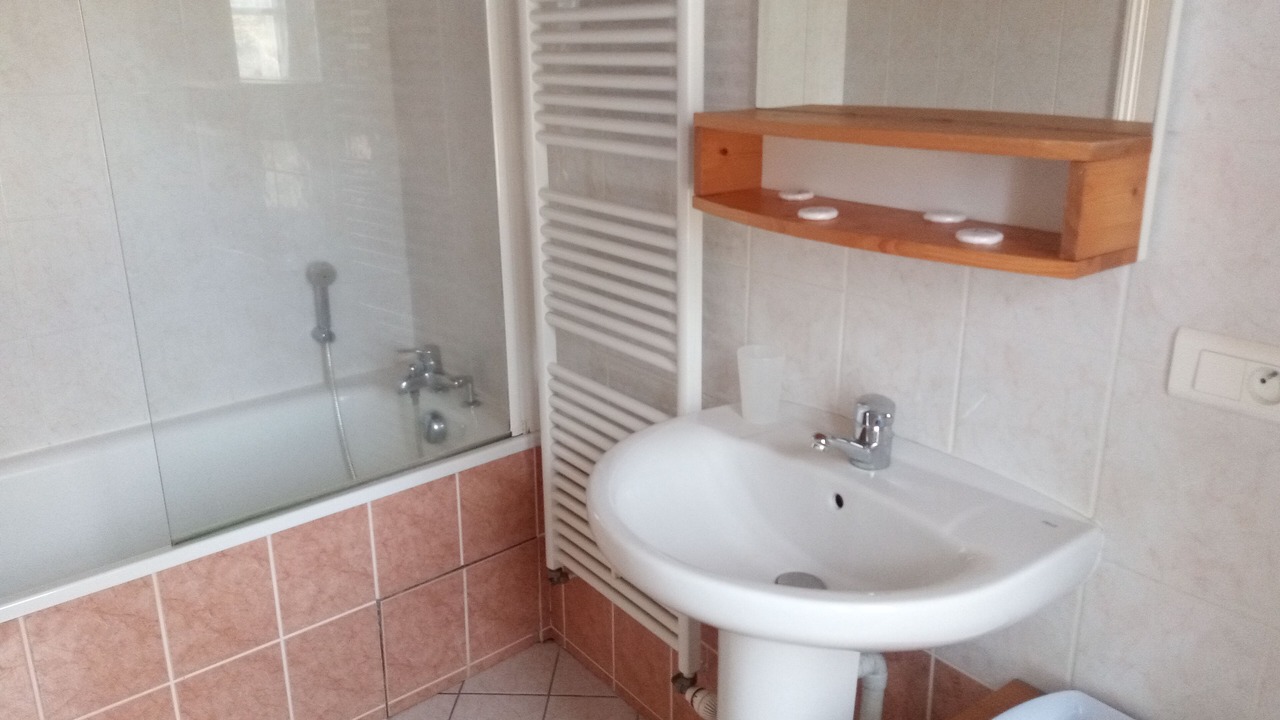 Photo of Bathroom in Condat-les-Montboissier
