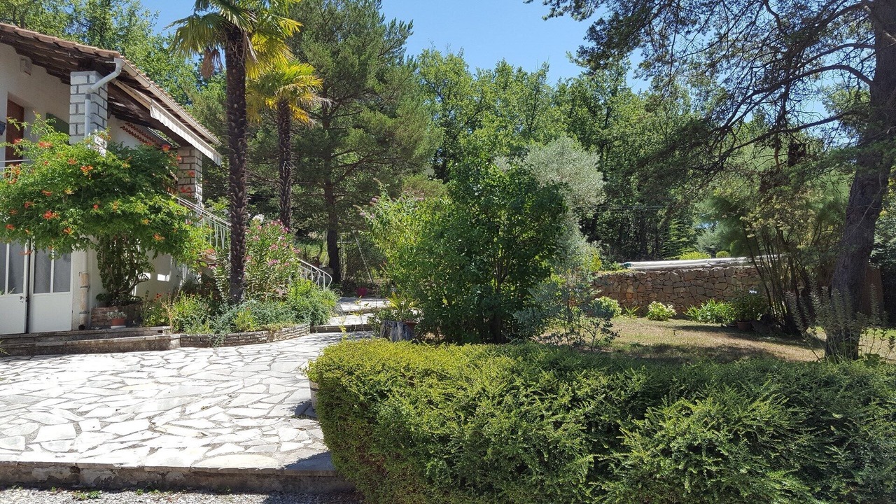 Photo of Others in Pierrevert