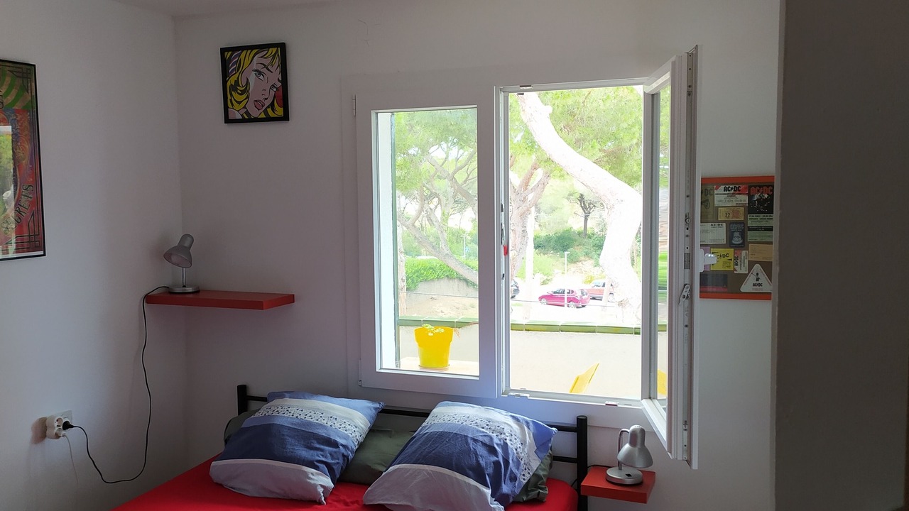 Photo of Bedroom in Pals