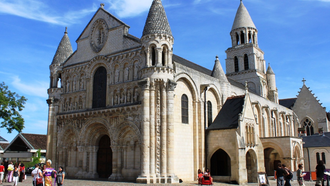 Photo of Others in Poitiers