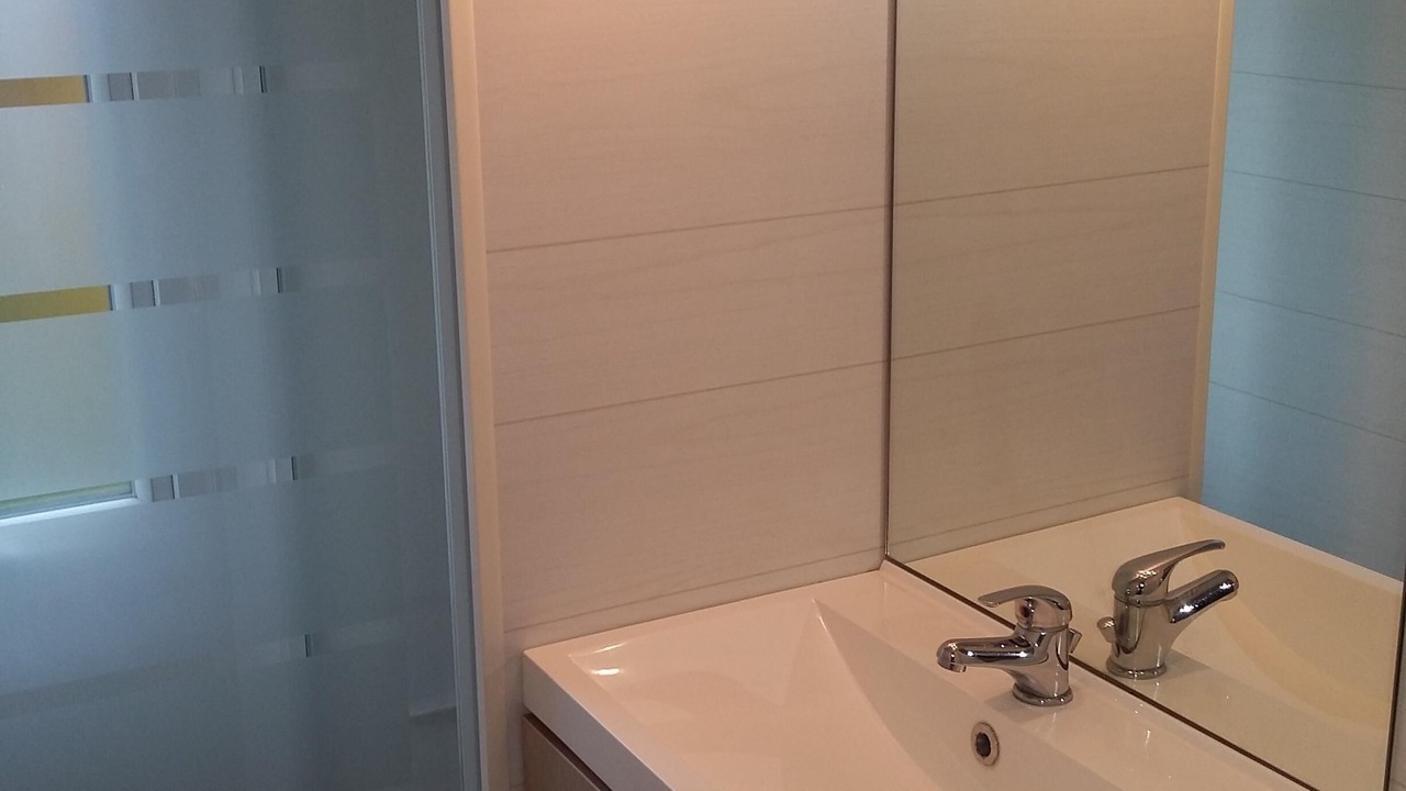 Photo of Bathroom in Peronne