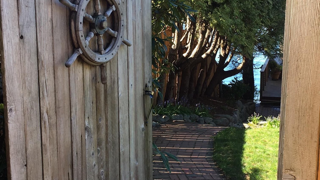 Photo of Others in Three Tree Point