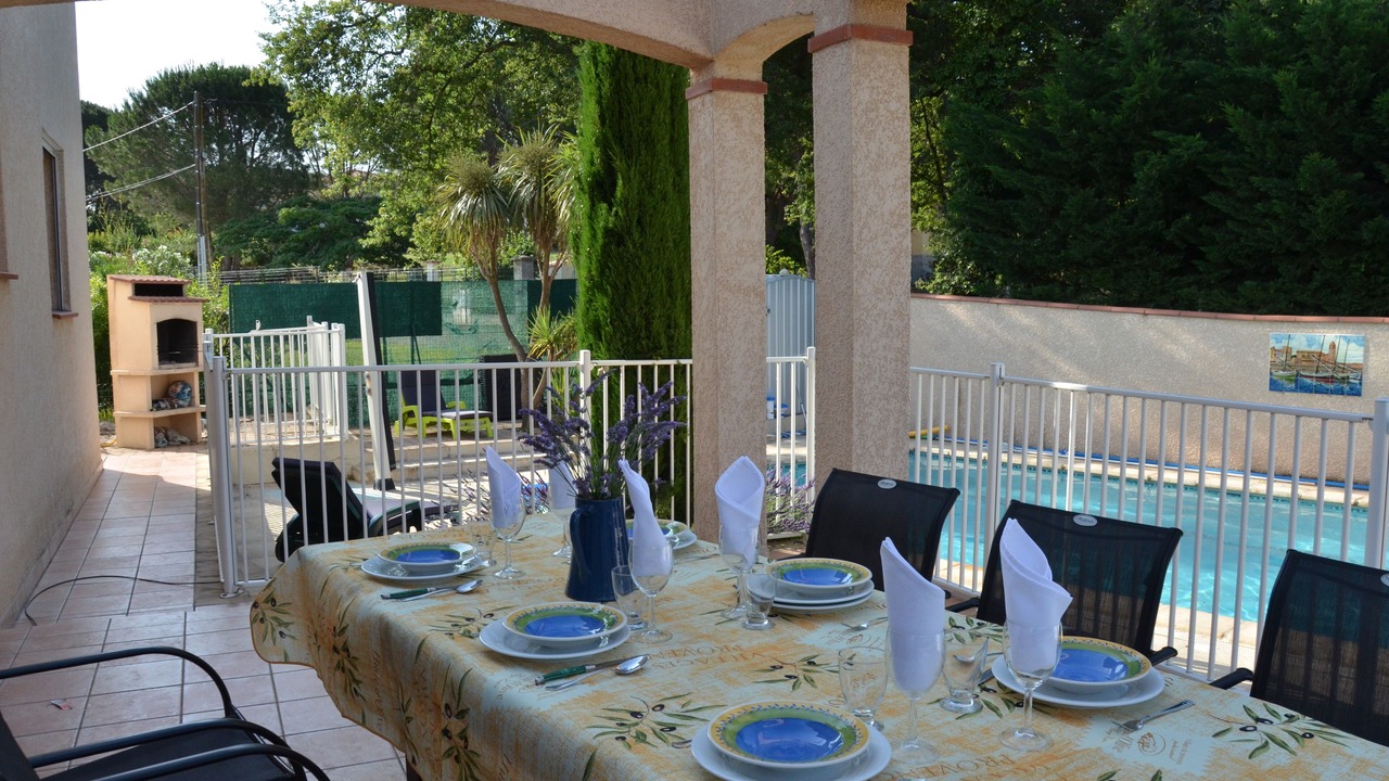 Photo of Outdoor in Saint-Genis