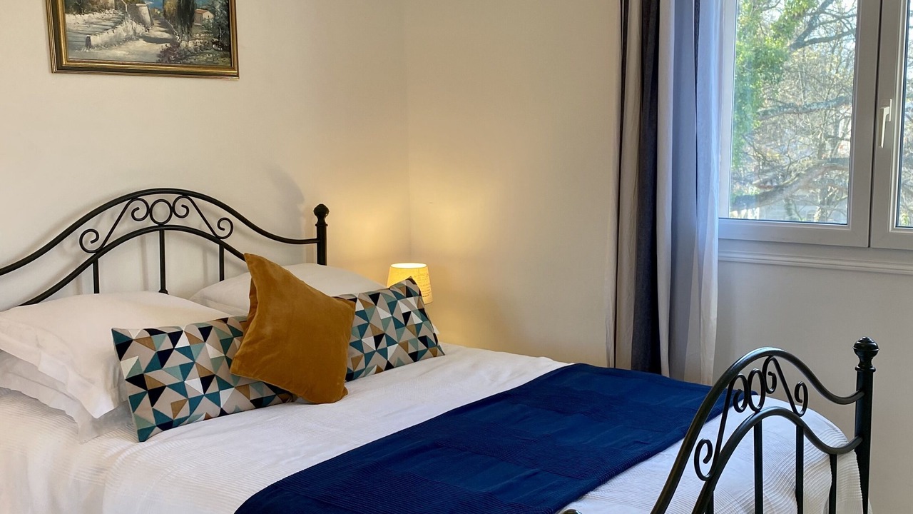 Photo of Bedroom in Saint-Genis
