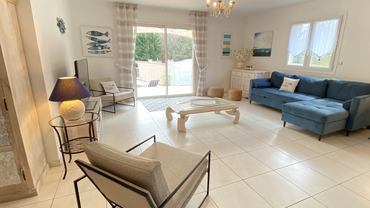 Photo of Livingroom in Saint-Genis
