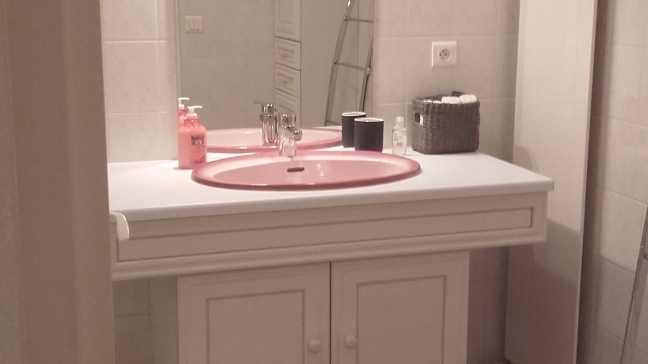 Photo of Bathroom in Loisy-sur-Marne
