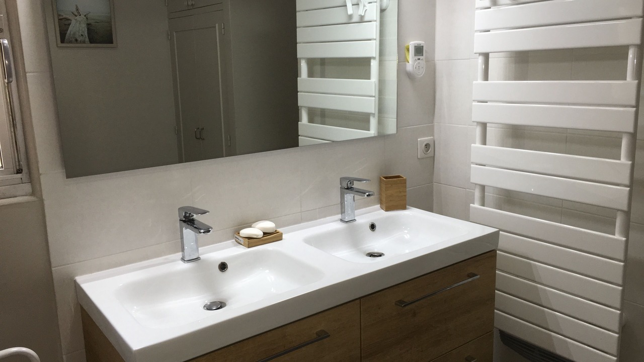 Photo of Bathroom in Carnon-Plage