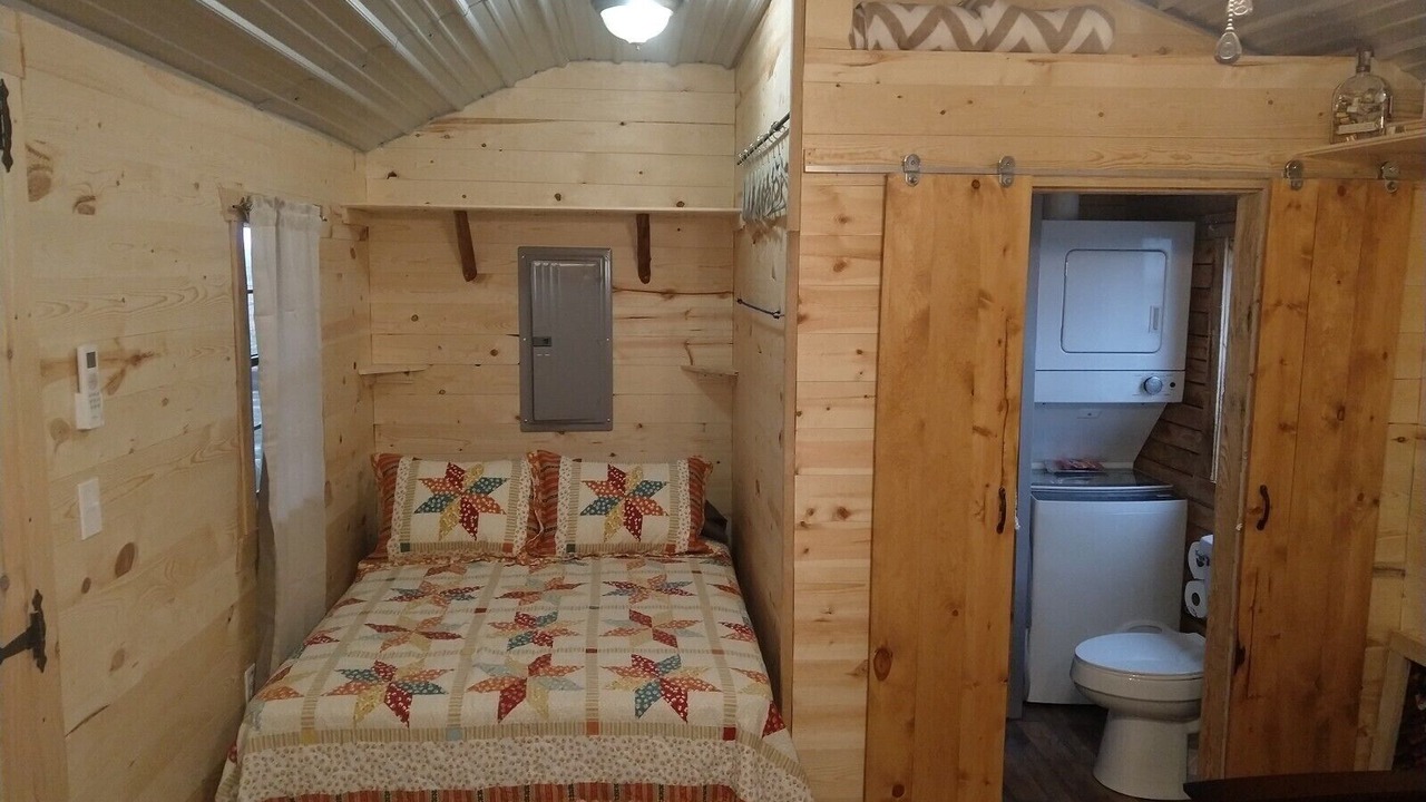 Photo of Bedroom in Hillsboro