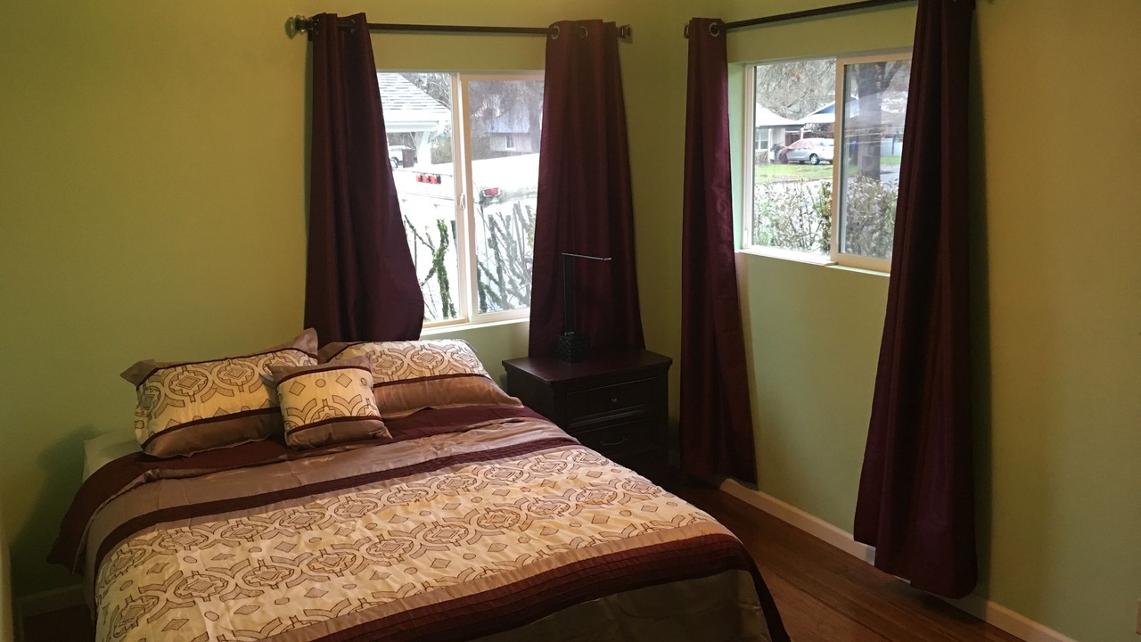 Photo of Bedroom in Friendly