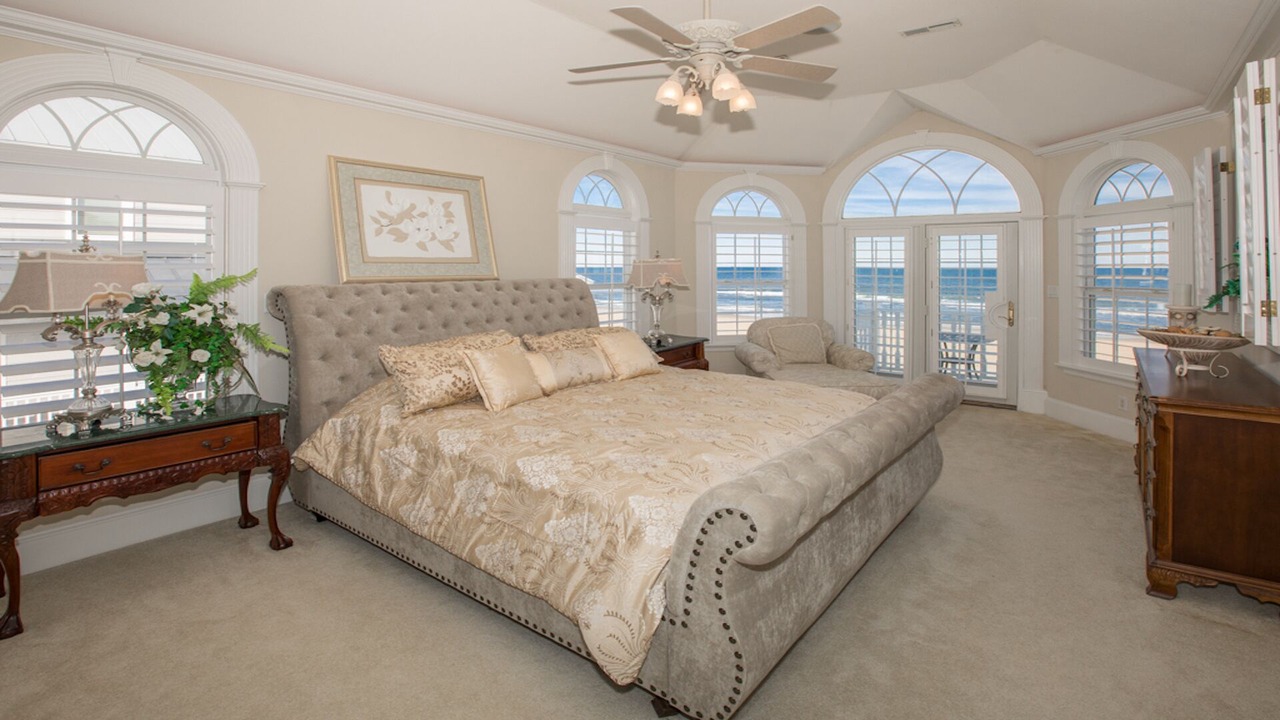 Photo of Bedroom in Sandbridge