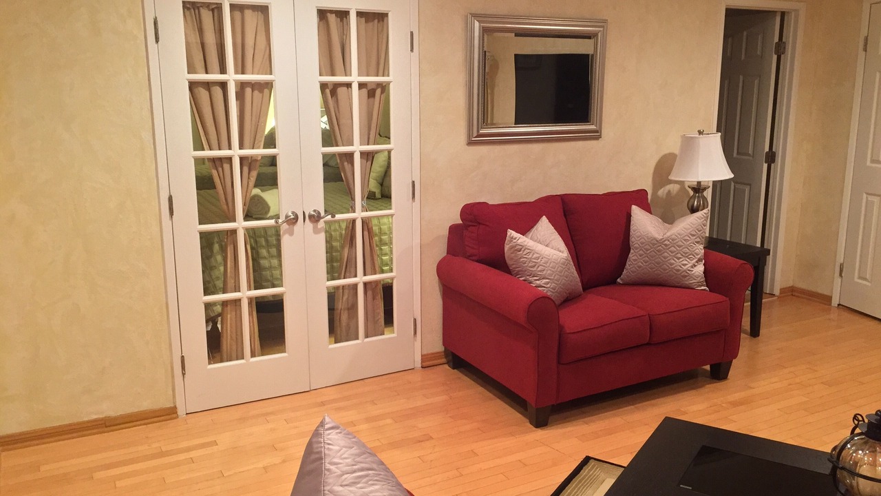 Photo of Livingroom in Burbank