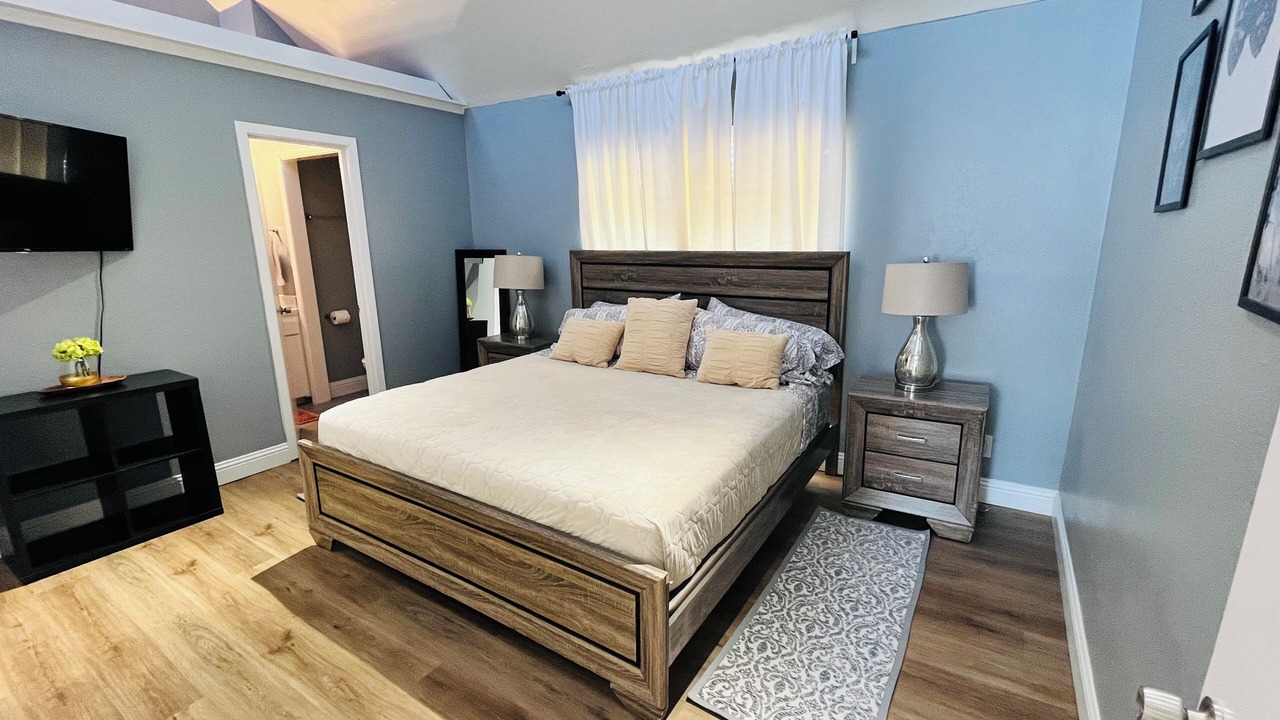 Photo of Bedroom in Oak Lawn