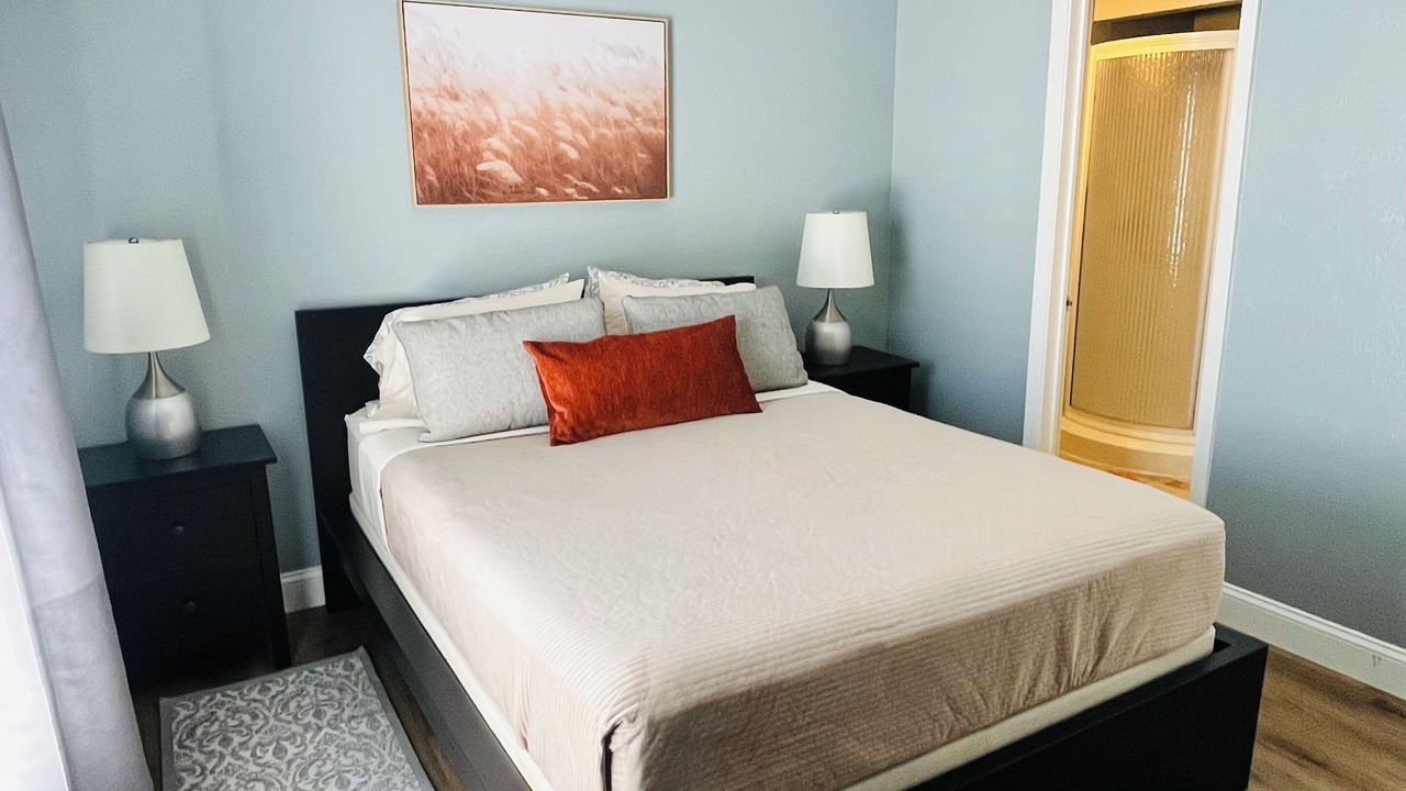 Photo of Bedroom in Oak Lawn