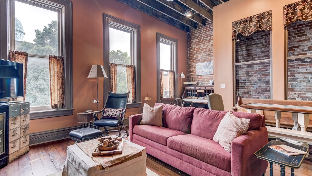 Photo of Livingroom in Petersburg