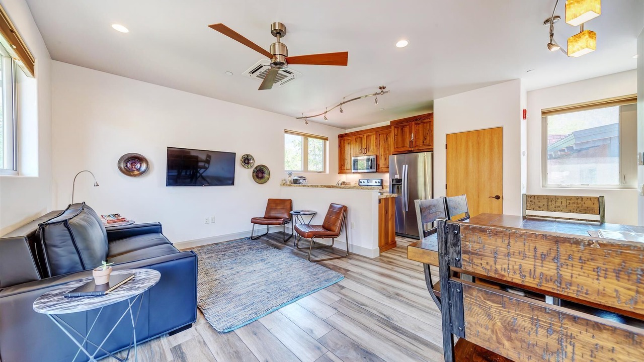 Photo of Livingroom in Zion National Park South Entrance