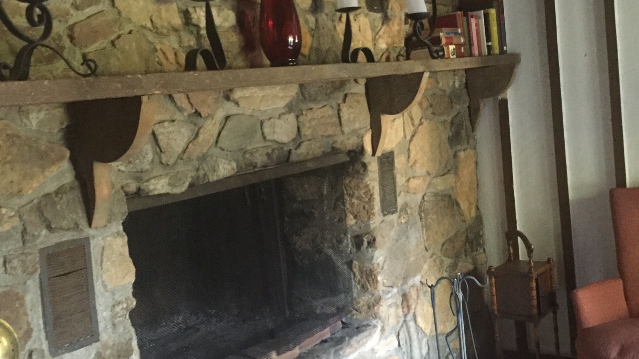 Photo of Livingroom in Culpeper