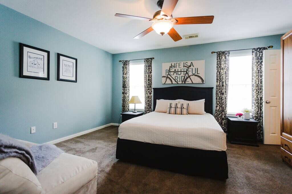 Photo of Bedroom in Midtown