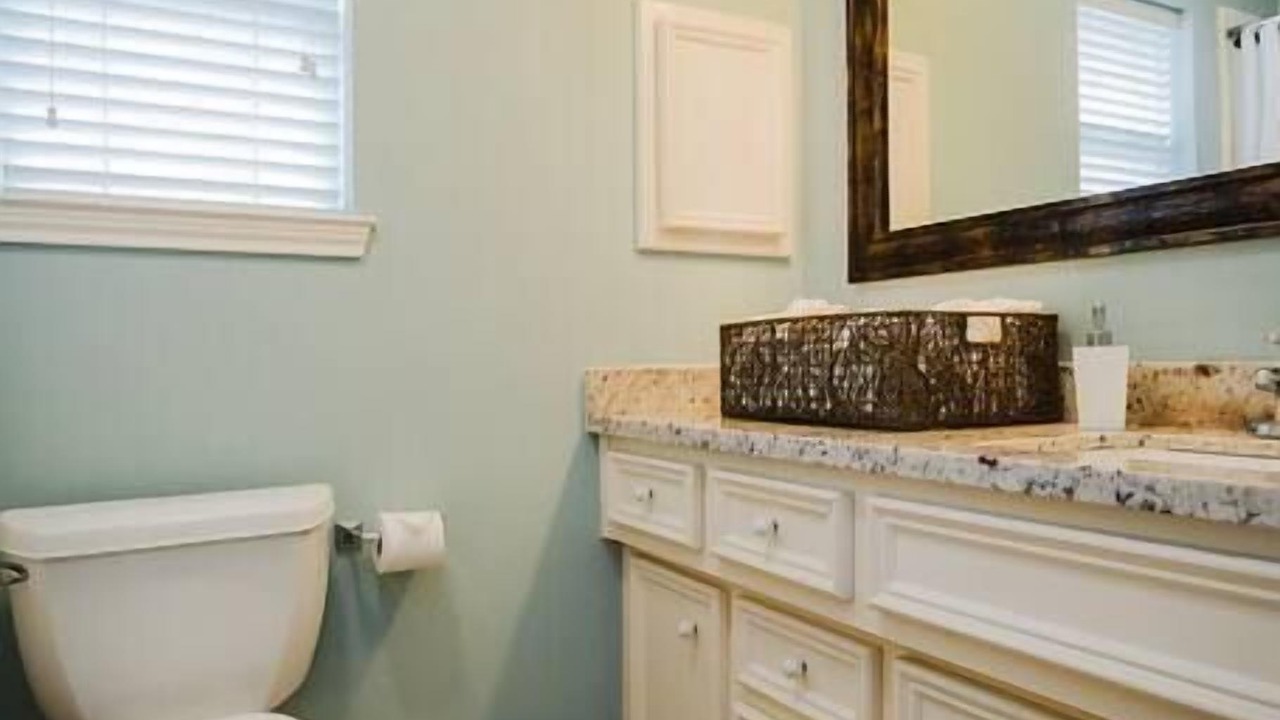Photo of Bathroom in Midtown