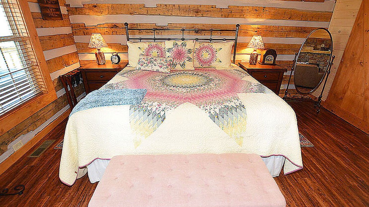 Photo of Bedroom in Gatlinburg