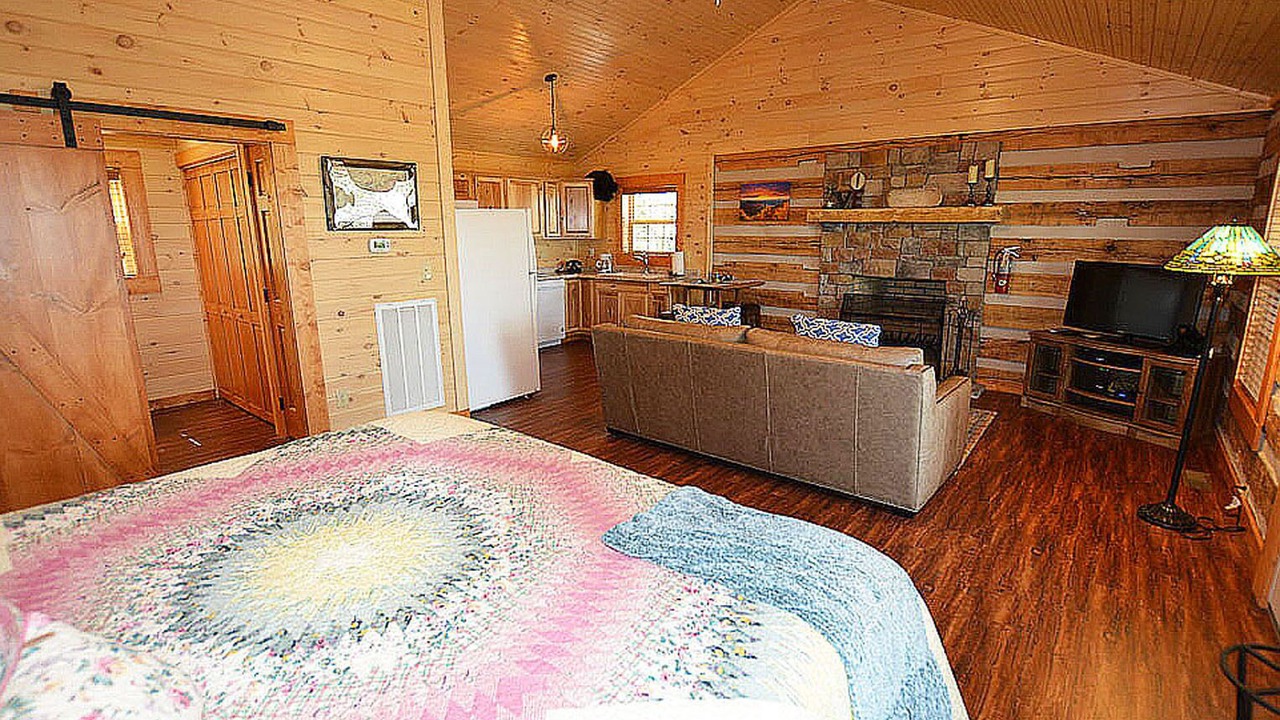 Photo of Bedroom in Gatlinburg