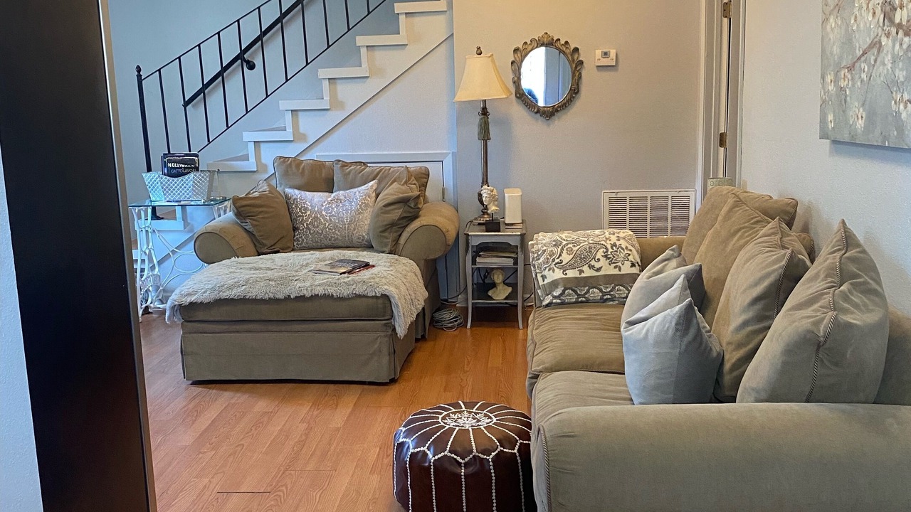 Photo of Livingroom in Kenner - Louis Armstrong International Airport