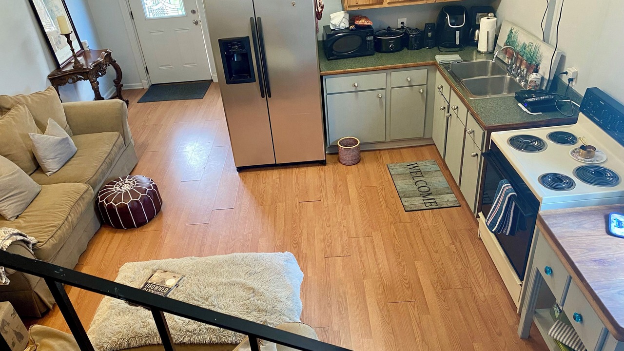 Photo of Kitchen in Kenner - Louis Armstrong International Airport