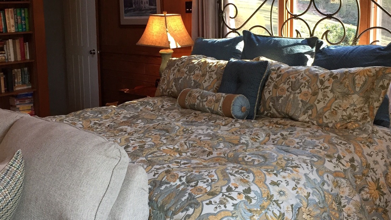 Photo of Bedroom in Lynn