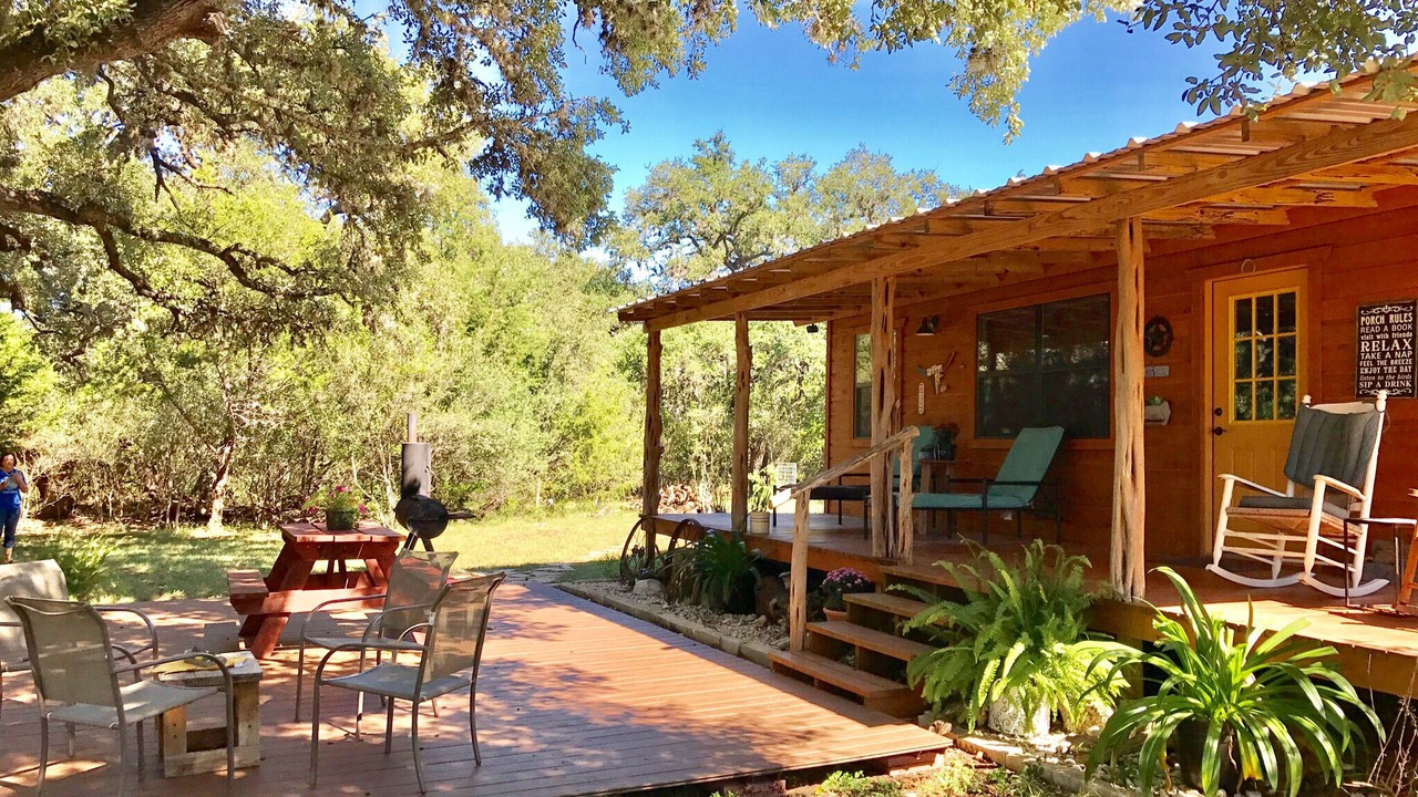Photo of Patio Balcony in Utopia