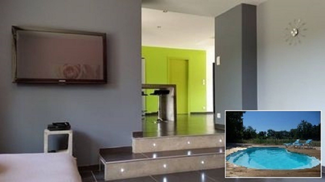 Photo of Bedroom in Camelas
