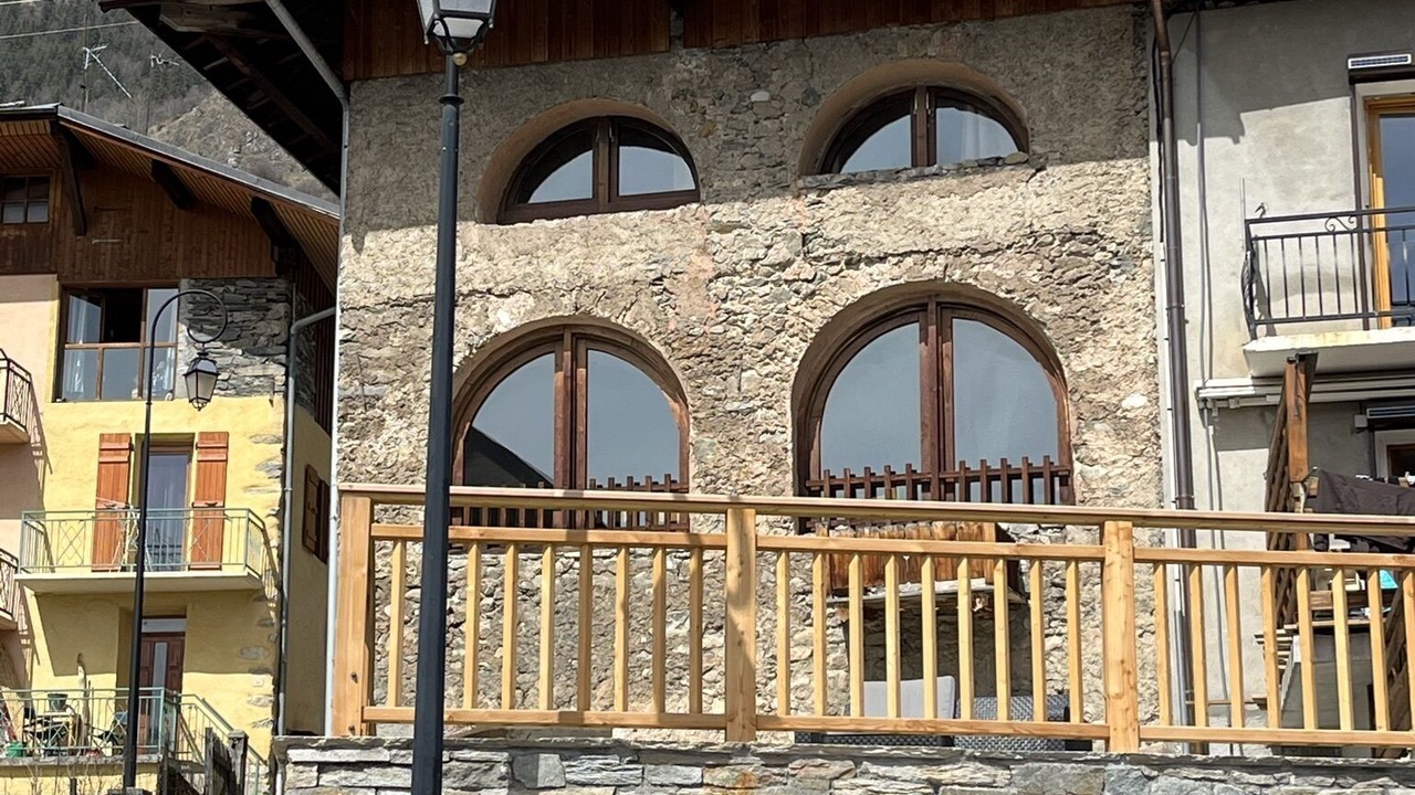 Photo of Others in Novallay