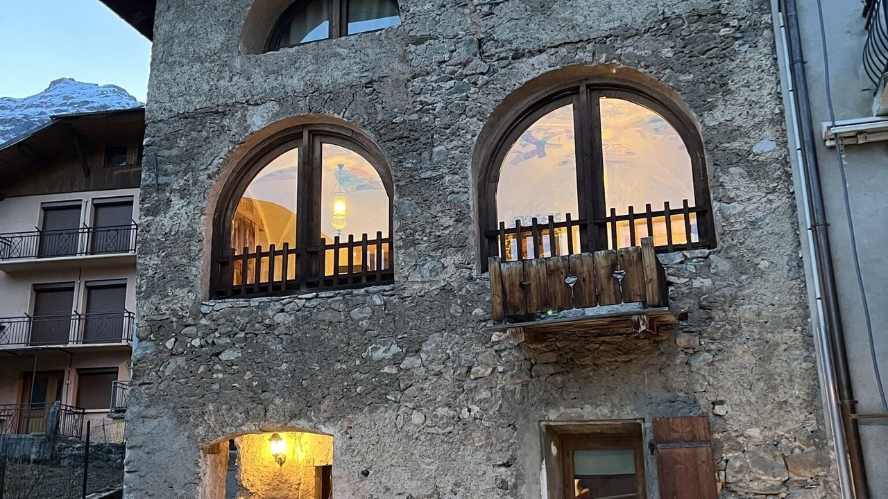 Photo of Others in Novallay