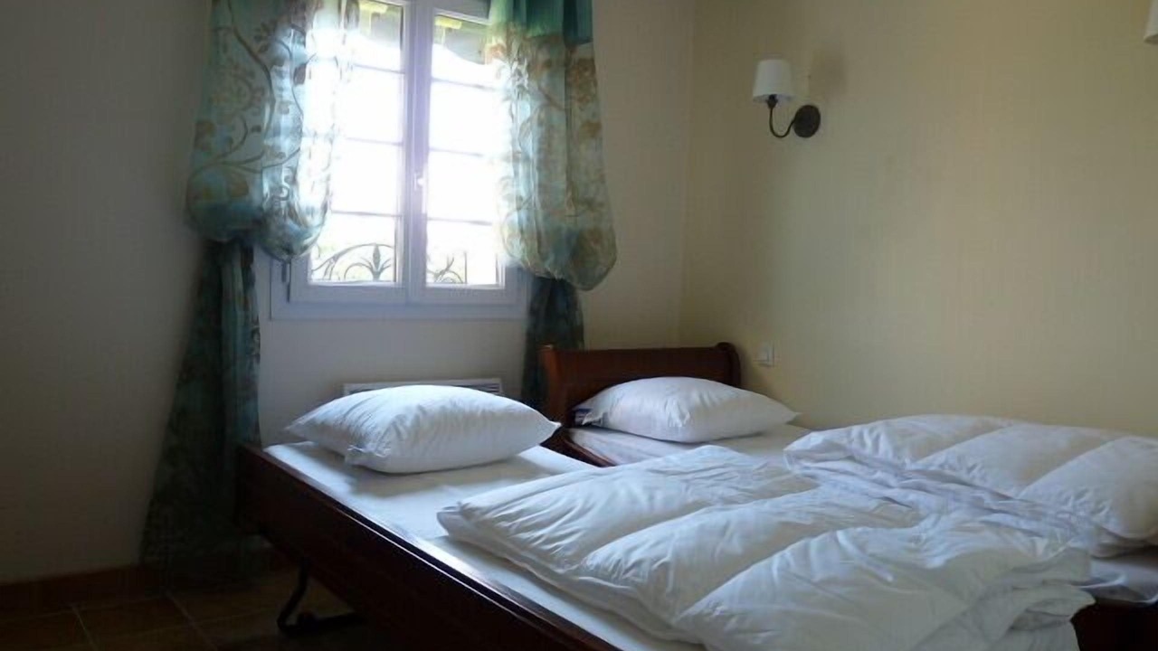 Photo of Bedroom in Brem Sur Mer