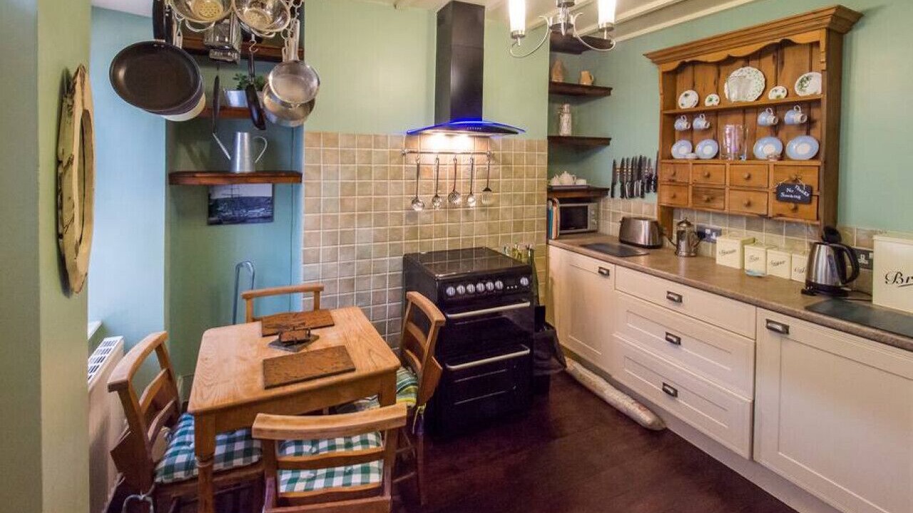 Photo of Kitchen in Looe