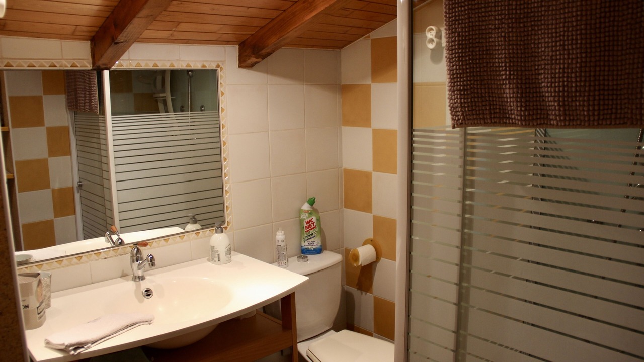 Photo of Bathroom in Lacapelle-Biron
