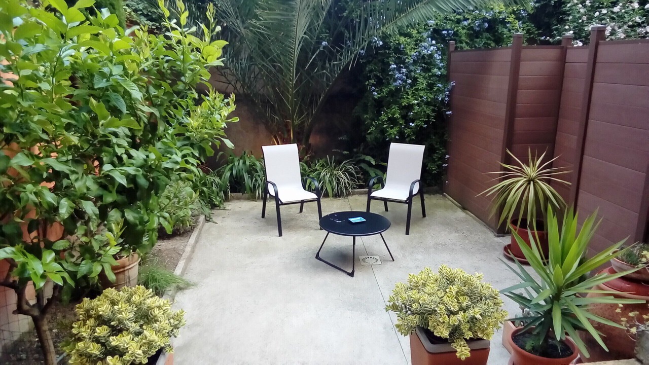 Photo of Patio Balcony in Les Remparts