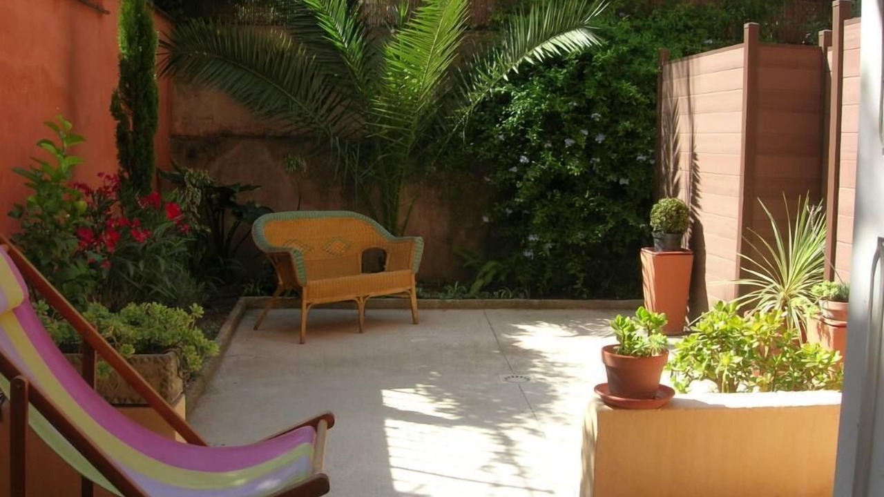Photo of Patio Balcony in Les Remparts
