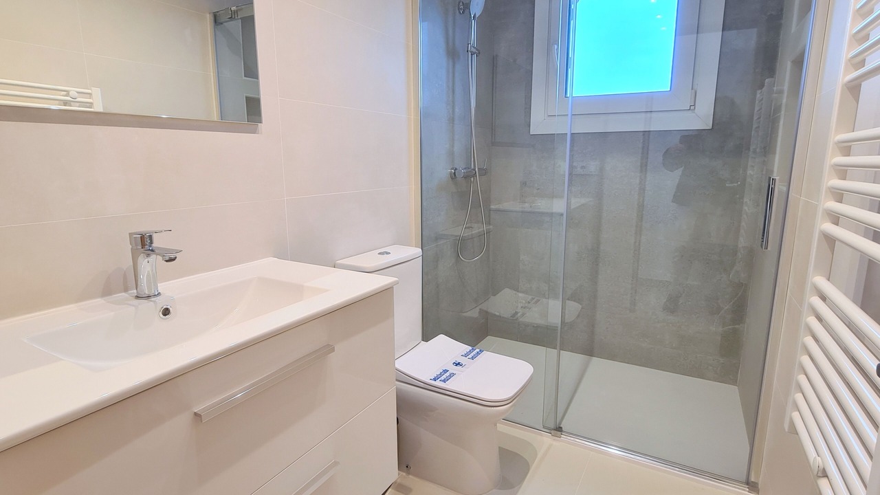 Photo of Bathroom in Benimeit