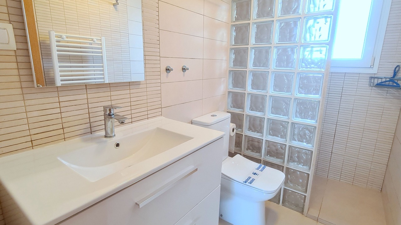 Photo of Bathroom in Benimeit