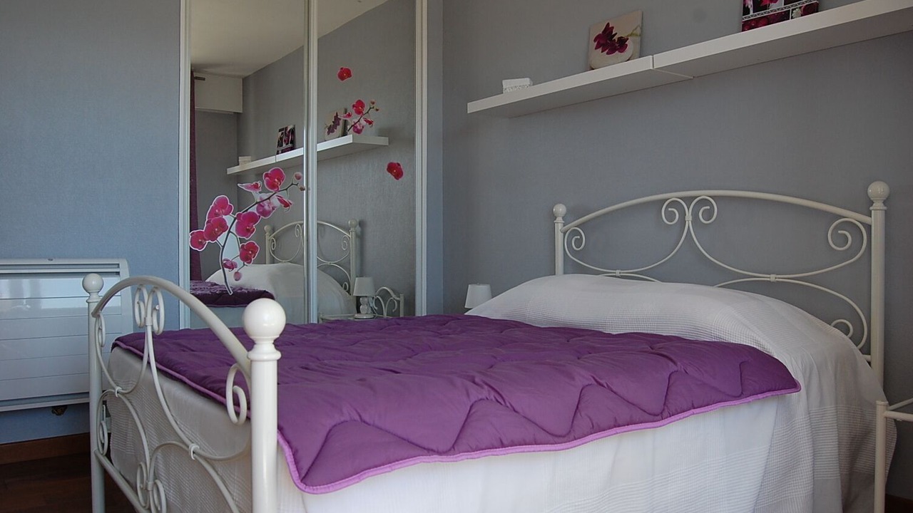Photo of Bedroom in Courseulles-sur-Mer