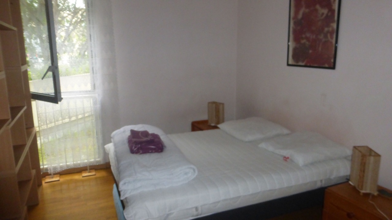 Photo of Bedroom in Gares
