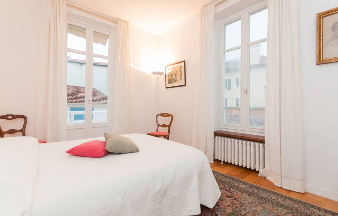 Photo of Bedroom in Biarritz City Centre