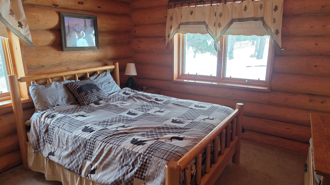 Photo of Bedroom in Hill City