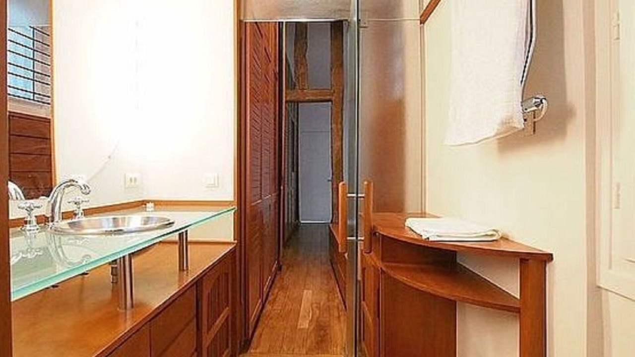 Photo of Bathroom in Saint-Merri