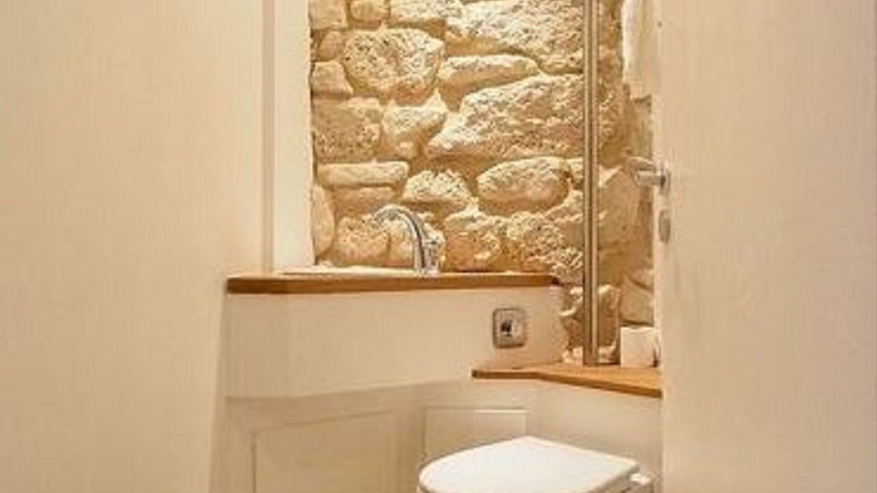 Photo of Bathroom in Saint-Merri