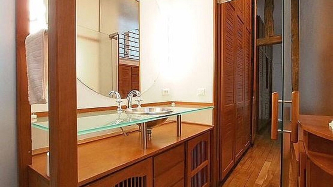 Photo of Bathroom in Saint-Merri